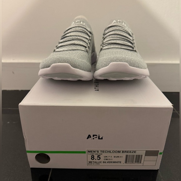 APL Techloom Breeze - Metallic Grey Size 8.5/41.5 - Picture 3 of 4